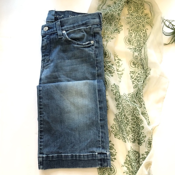 7 For All Mankind Cropped Dojos Distressed 29 - Picture 1 of 8